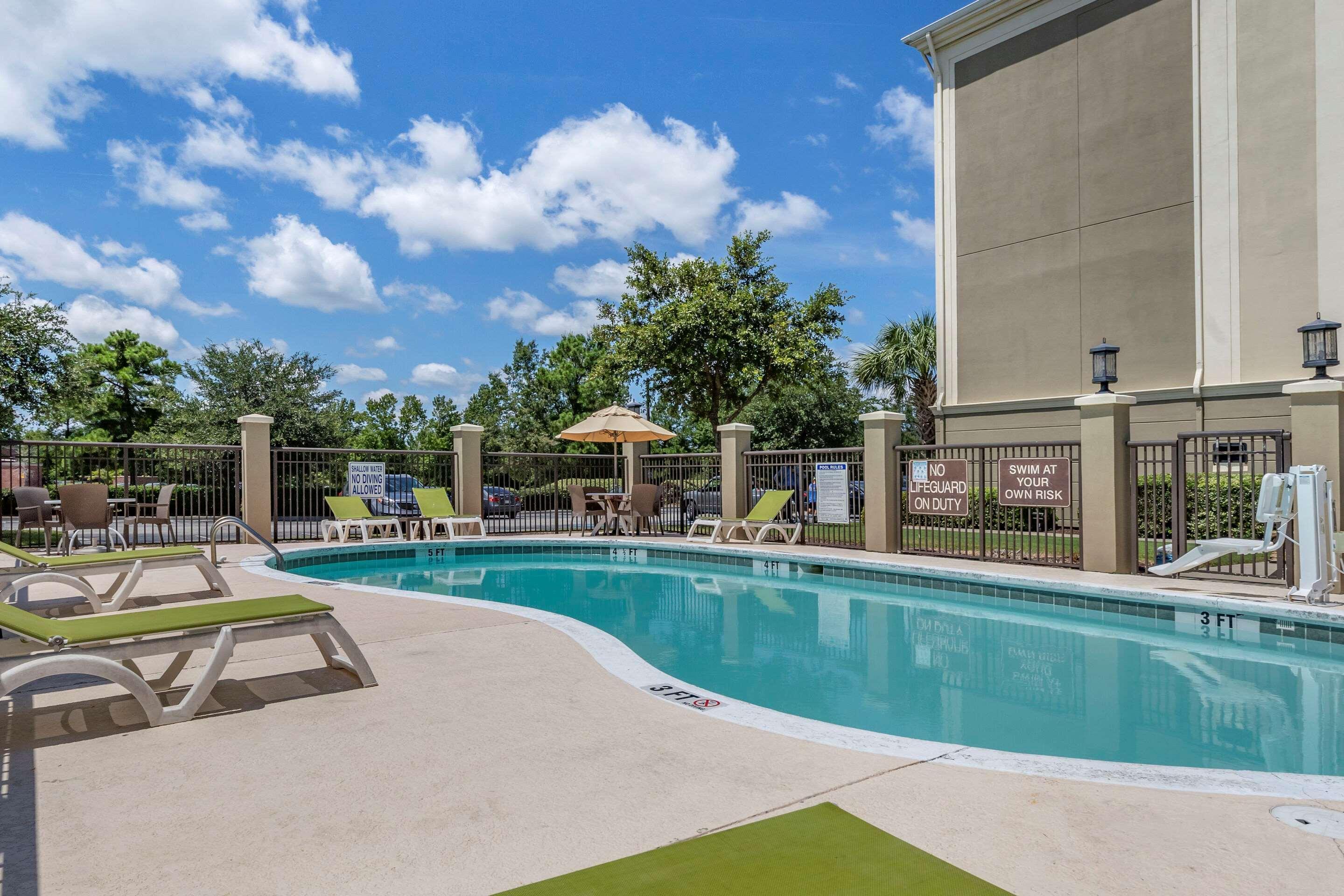Comfort Suites Myrtle Beach Central Exterior foto